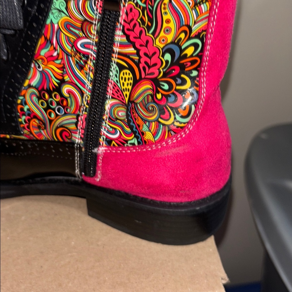 Colorful Paisley Women's Boots size 6 - Picture 7 of 13